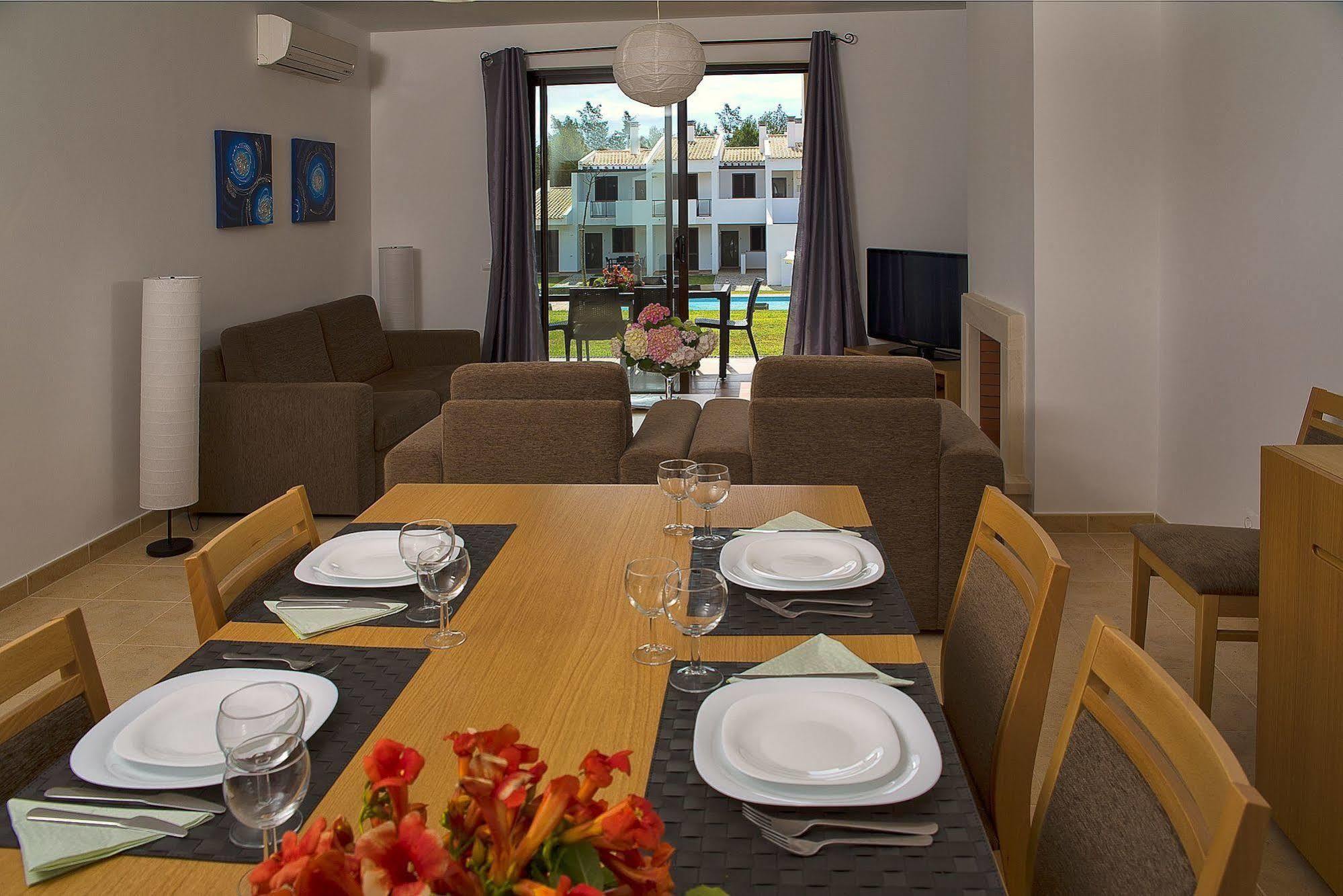 Alto Fairways Aparthotel Alvor Bagian luar foto
