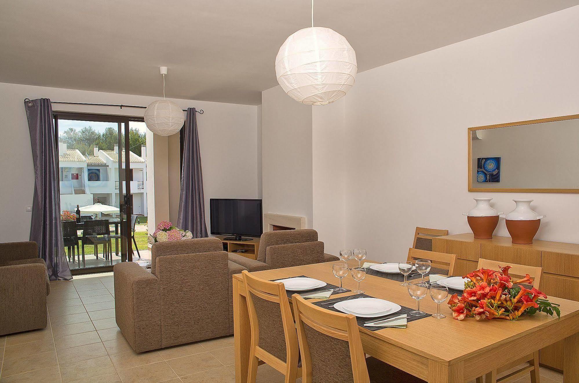 Alto Fairways Aparthotel Alvor Bagian luar foto