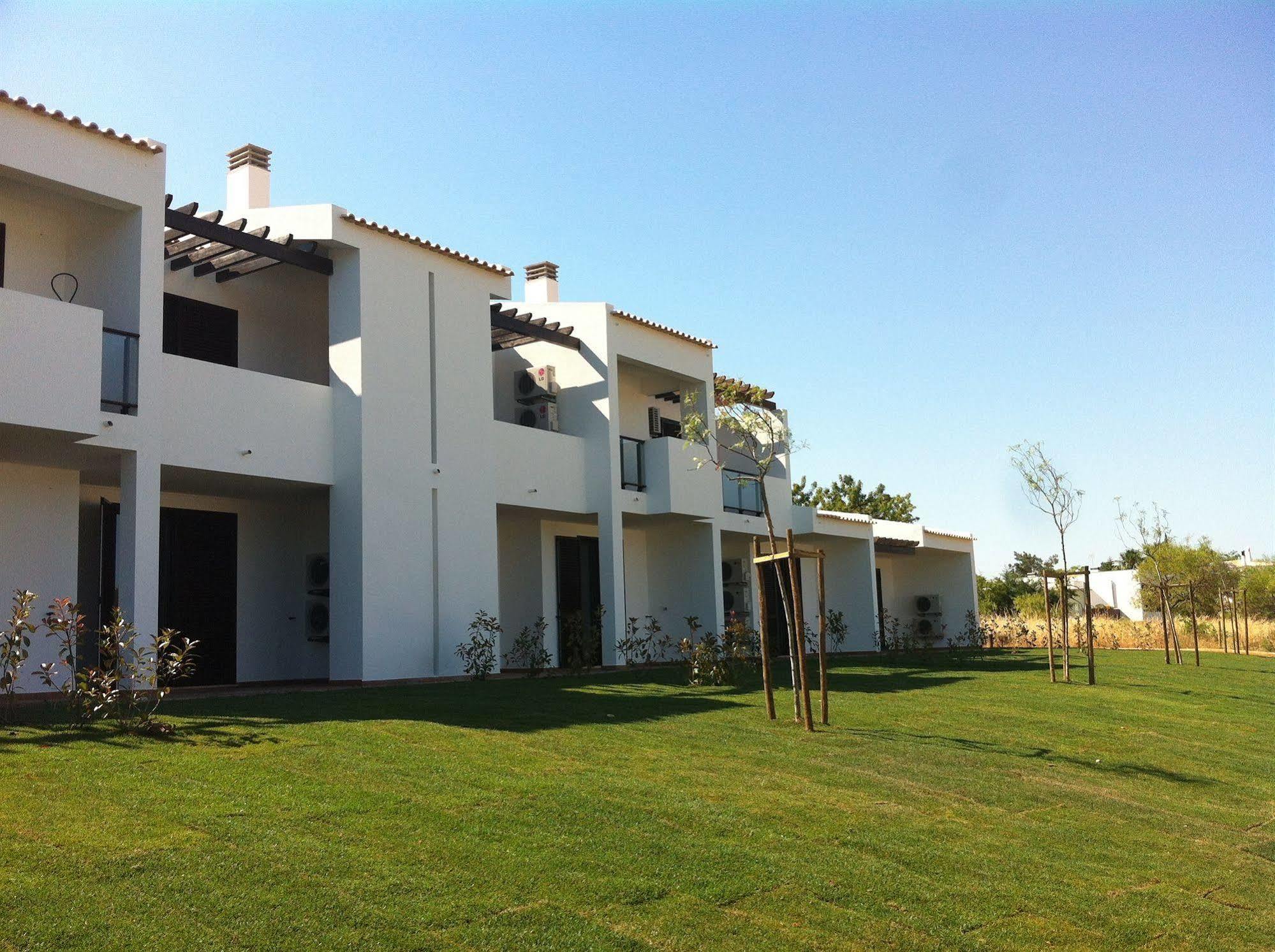 Alto Fairways Aparthotel Alvor Bagian luar foto